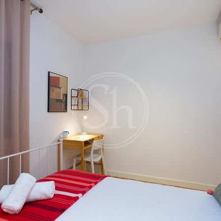 Bonito Apartamento Cerca De La Sagrada Familia Barcelona Bagian luar foto